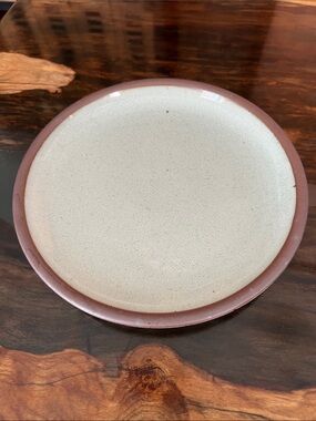 East Fork Side Plate in retired QUARTZ glaze